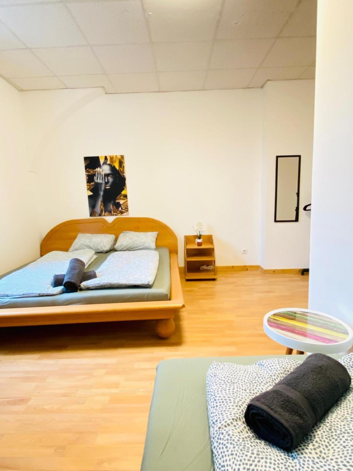 Bright & Spacious 3br With Direct Access Wien