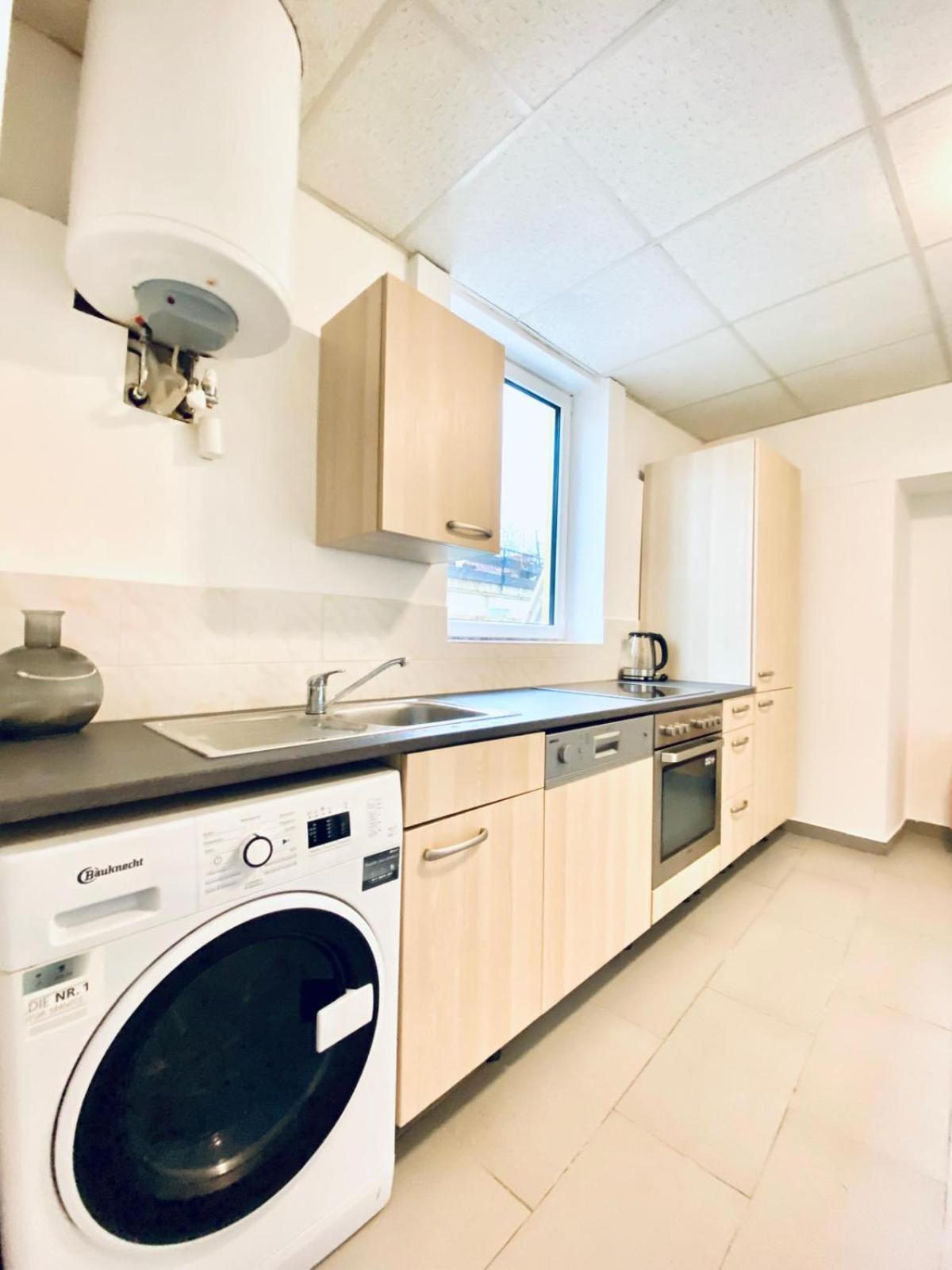 Bright & Spacious 3br With Direct Access Apartment Wien
